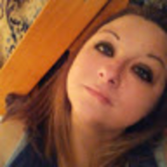 Meet your Posher, Monica - Picture 1 of 1